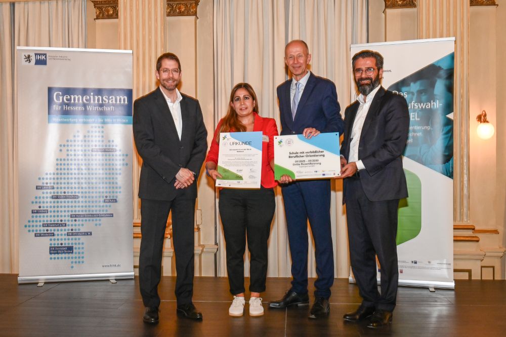 2025 11 27 Siegel fuer herausragende Berufsorientierung